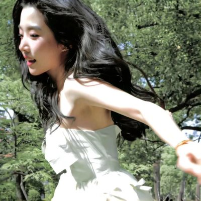 色肉毒蝎女